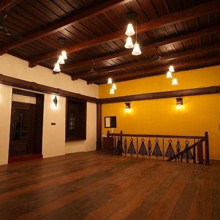 فندق The Sunset Bay Fort Kochi المظهر الخارجي الصورة
