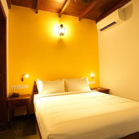 فندق The Sunset Bay Fort Kochi المظهر الخارجي الصورة