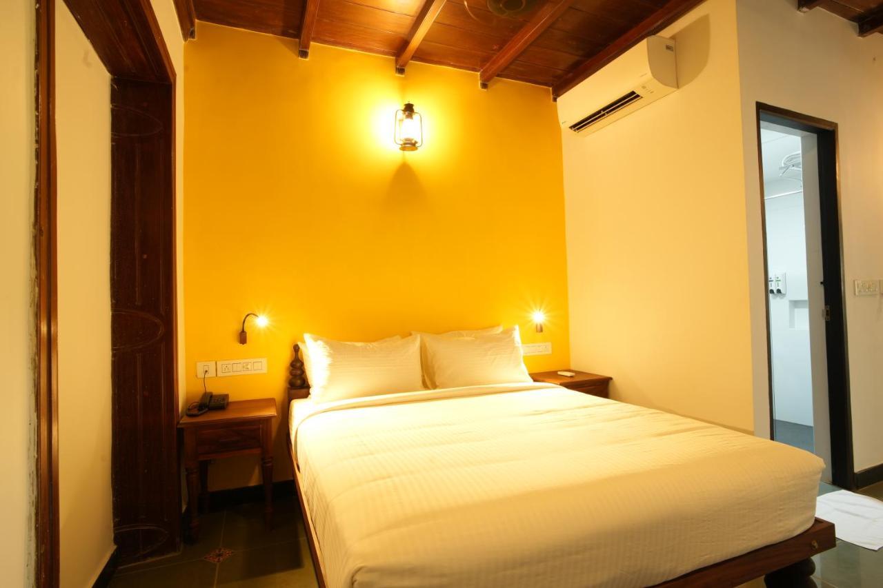فندق The Sunset Bay Fort Kochi المظهر الخارجي الصورة